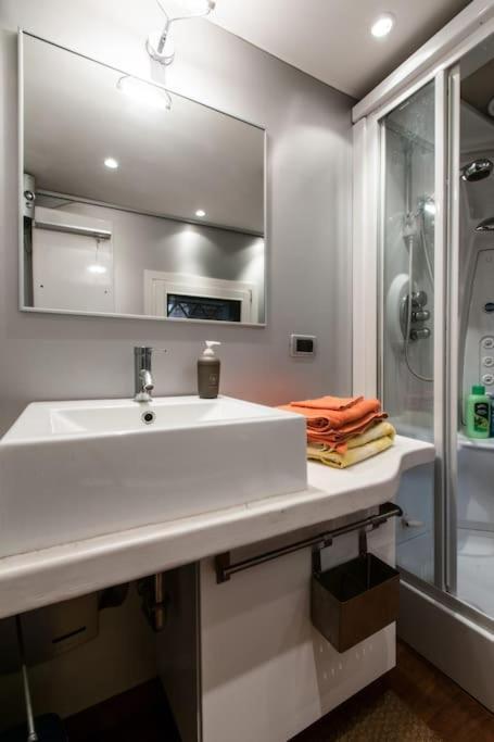 Piccola Dimora In Palazzo Storico Apartment Venice Exterior photo